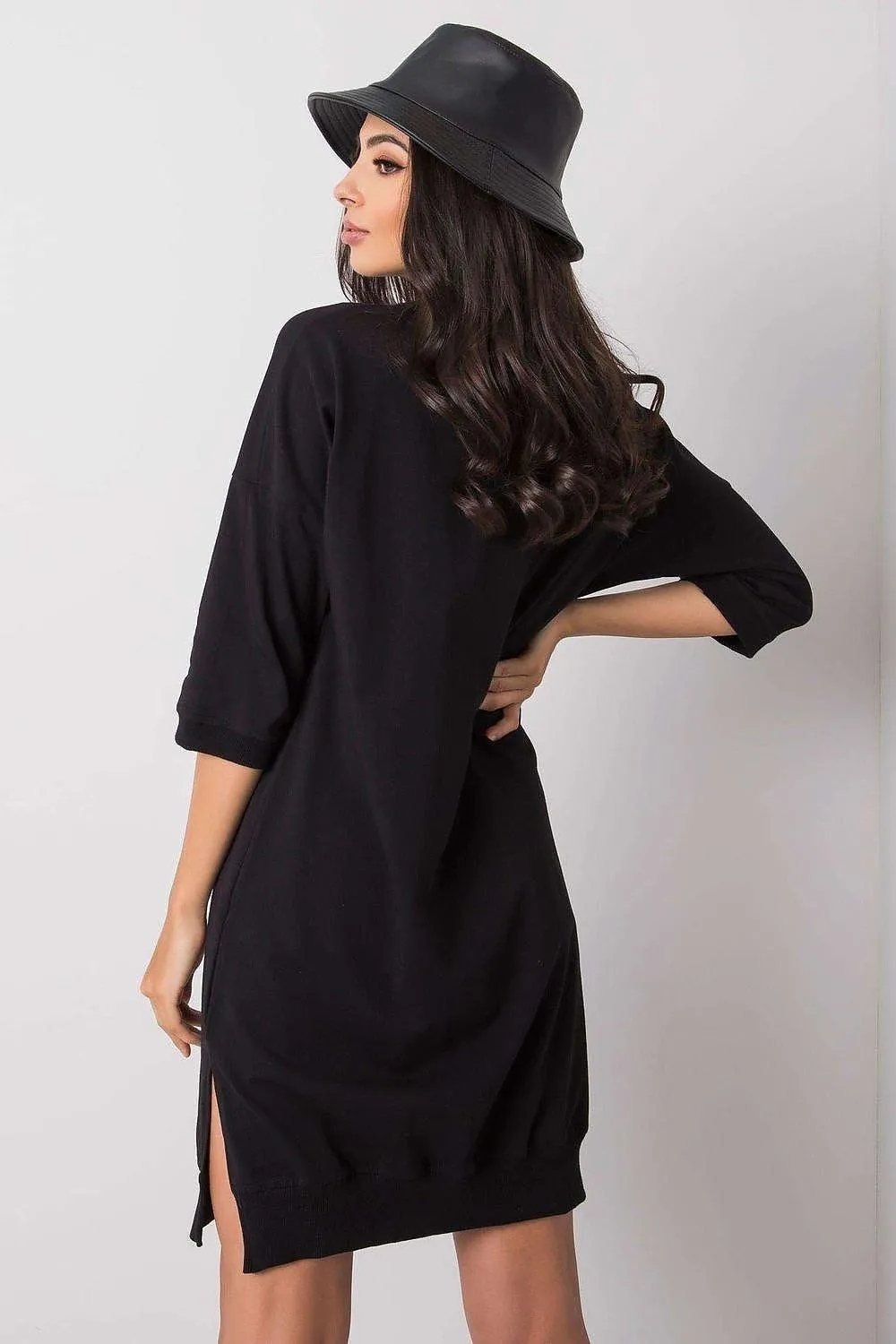 Elegant Black Cotton Zip Dress with Modern Slit Details