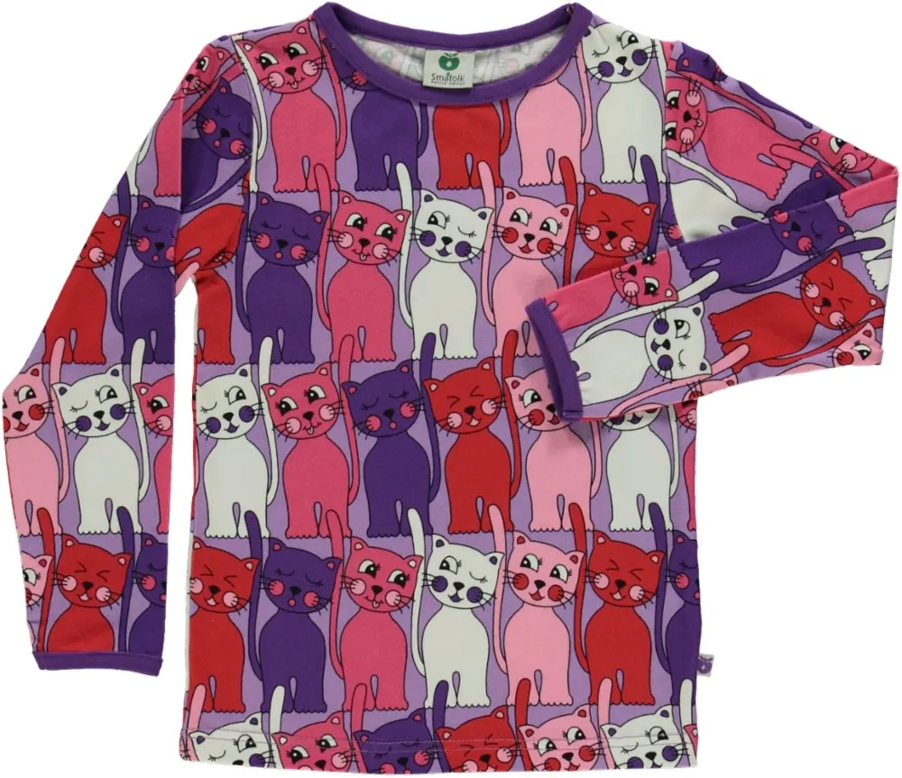 Long sleeved top with cats