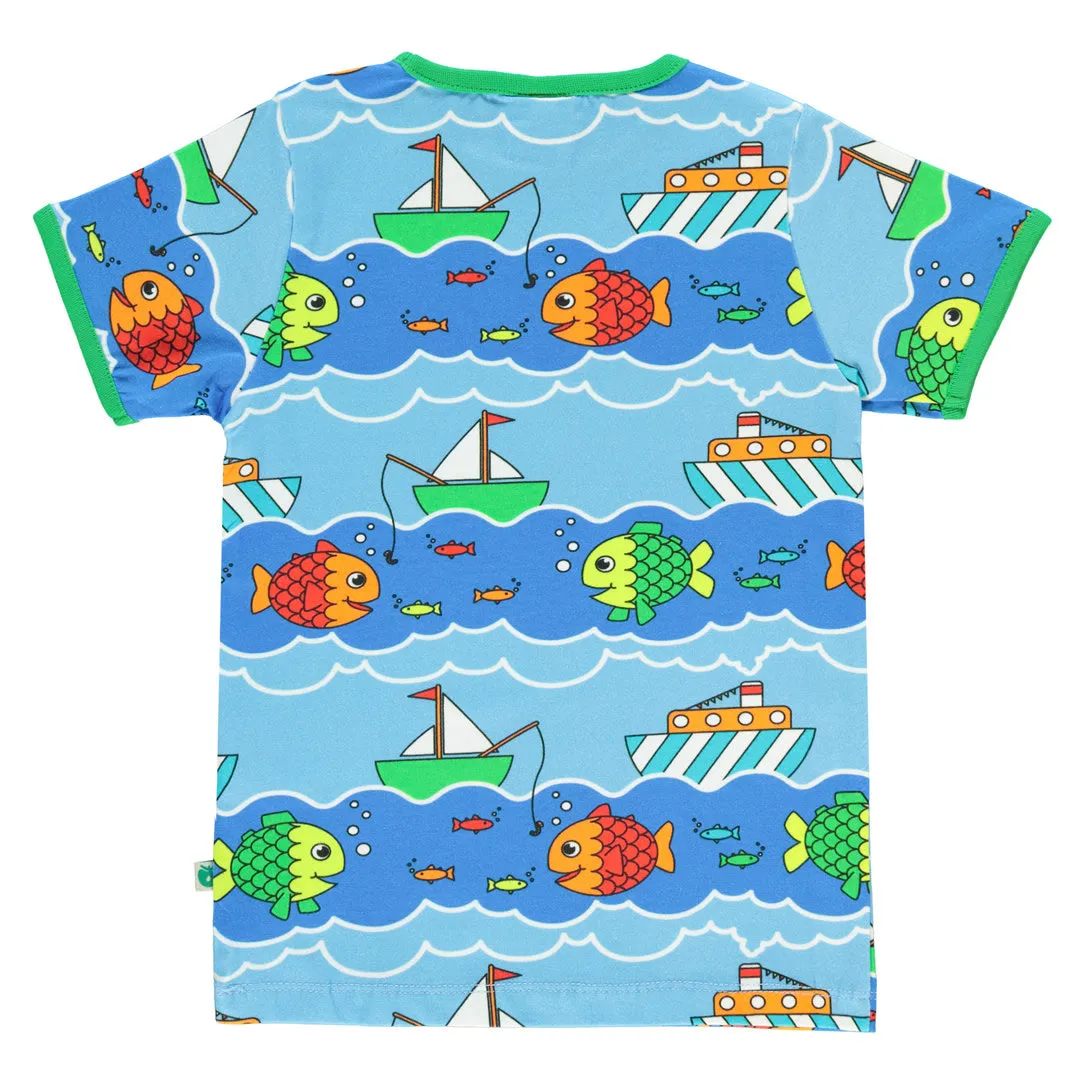 T-shirt with boat and fish